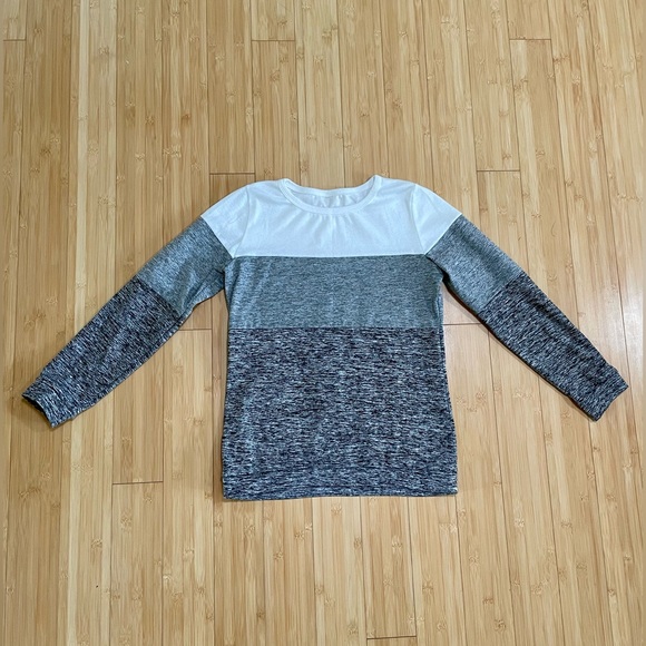 Colorblock black and white heathered crew neck lightweight sweatshirt - Picture 3 of 6